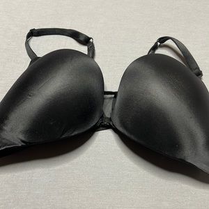 Victoria’s Secret bra 38C